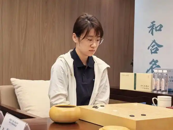申花绝境逆袭！巴索戈极限救主+明日决战海港，中超争冠悬念再起